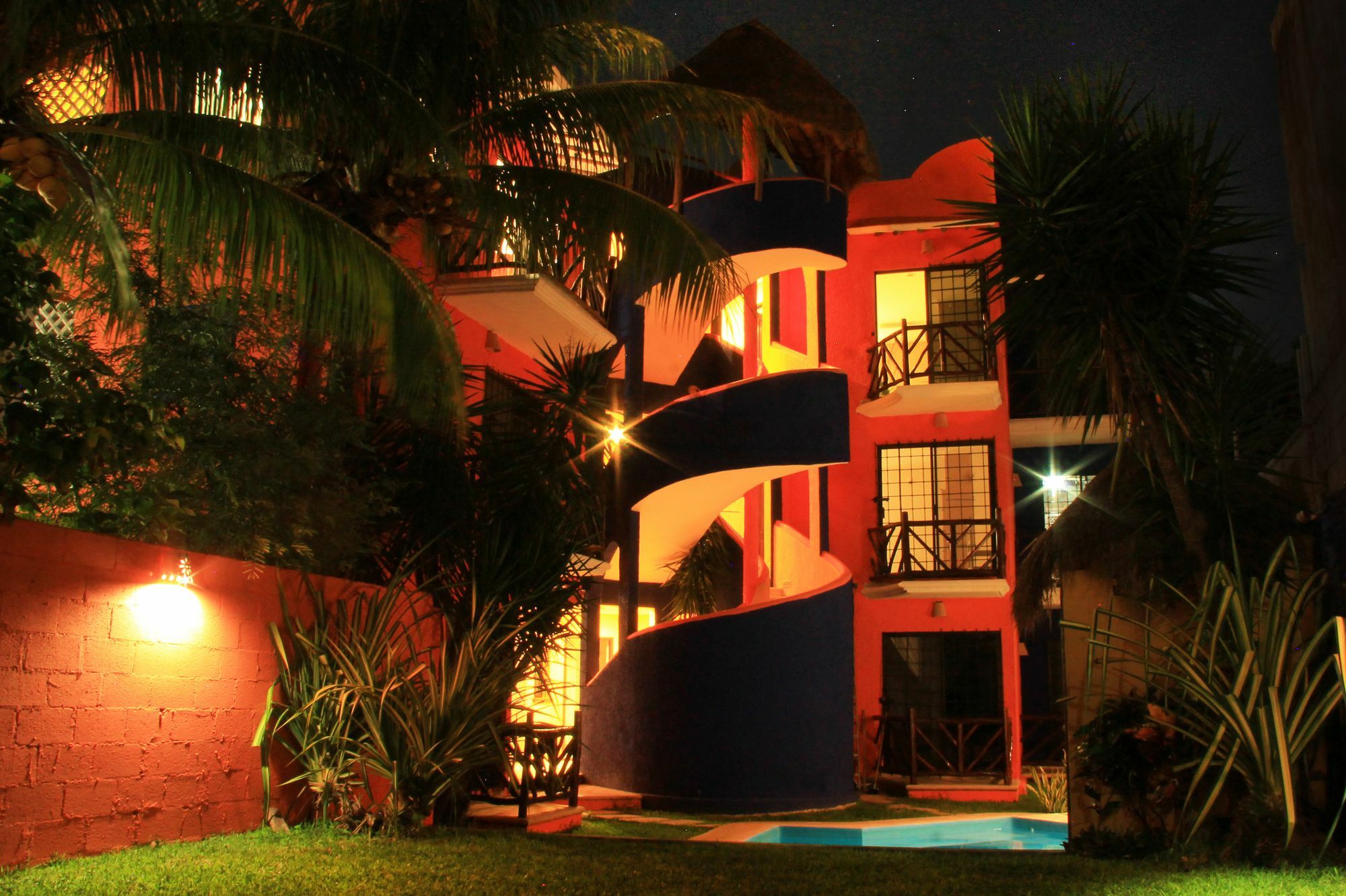 Vida Playa Suites Aparthotel 3*